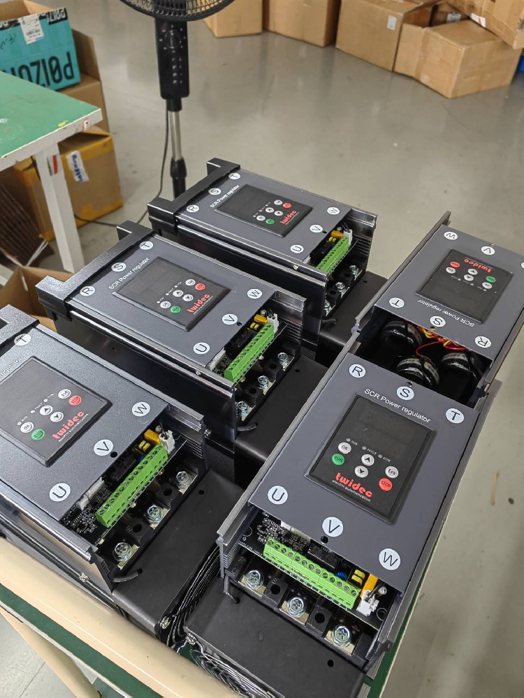 电力调解器会爆发谐波吗？