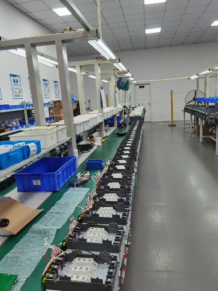 电力调解器的额定电压、、、额定电流和额定功率是怎样确定的？