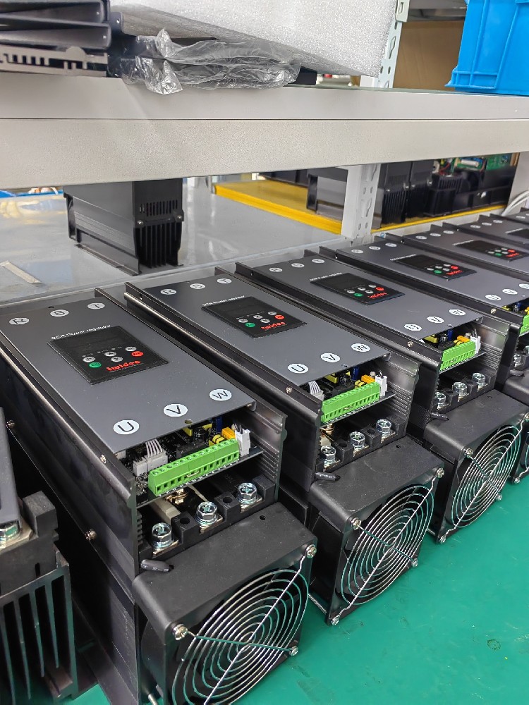 给电力调解器配备的包管丝频仍熔断，，怎样判断是装备过载照旧包管丝规格差池？？？